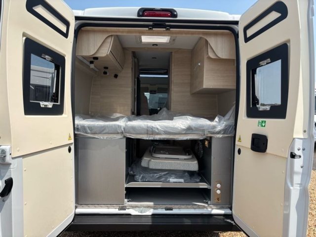 Rapido Van V55 - Photo 3