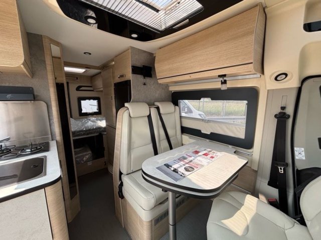 Rapido Van V55 - Photo 5