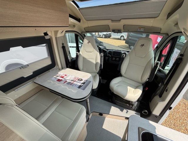 Rapido Van V55 - Photo 6