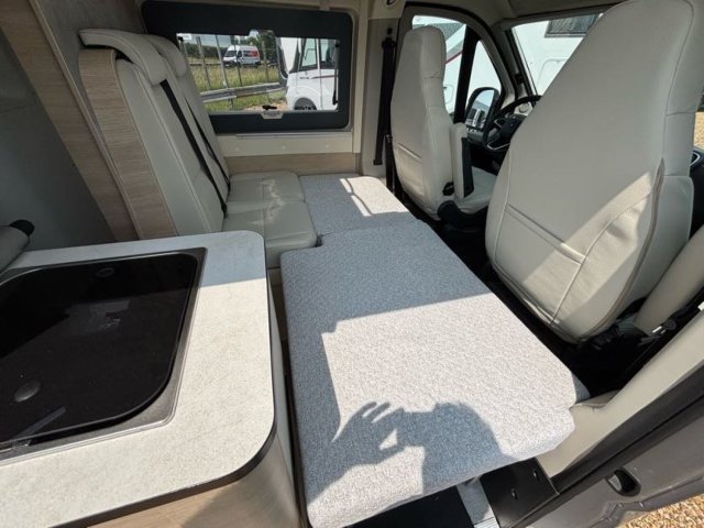 Rapido Van V55 - Photo 15