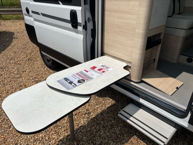 Rapido Van V55 - Photo 16