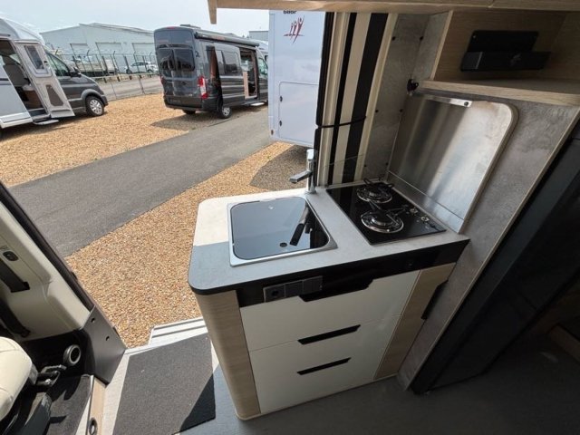 Rapido Van V68 - Photo 9