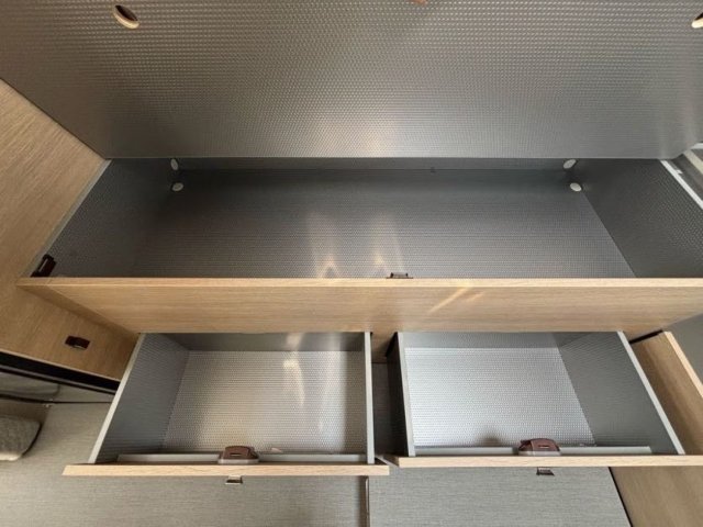 Rapido Van V68 - Photo 19