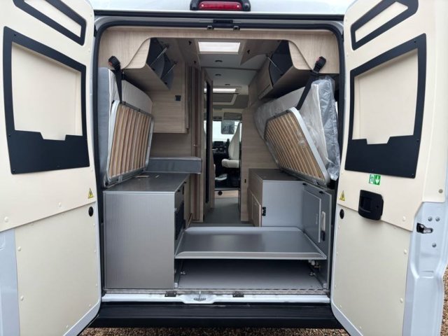 Rapido Van V68 68 - Photo 24