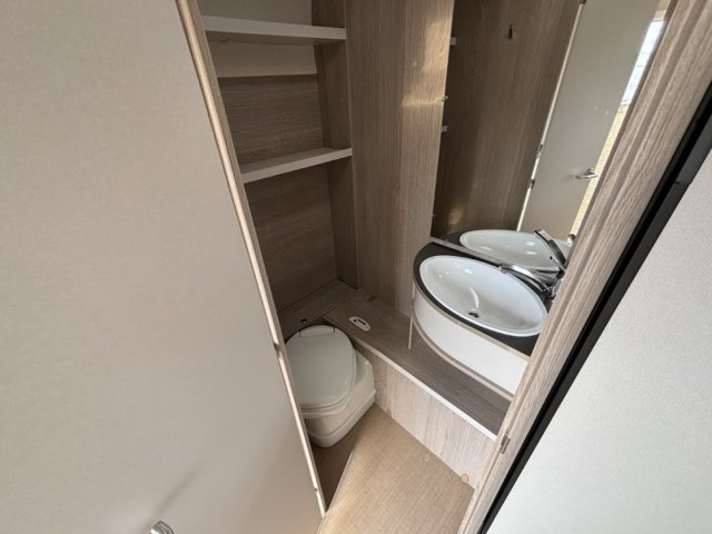 Burstner Premio Life 425 TS - Photo 4