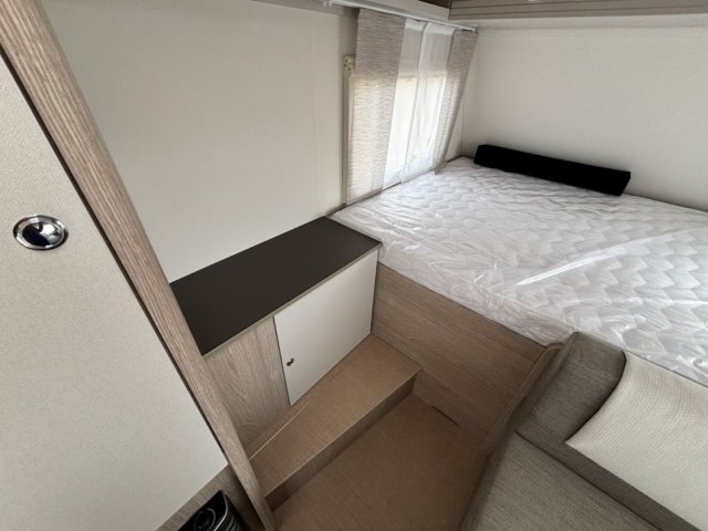 Burstner Premio Life 425 TS - Photo 7