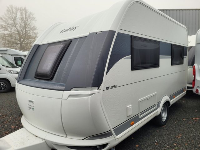 Hobby De Luxe 400 SFE - Photo 2