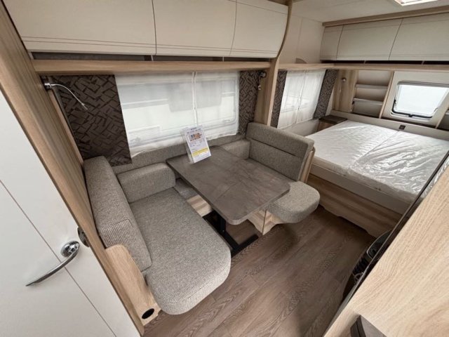 Hobby De Luxe 460 SFF - Photo 4