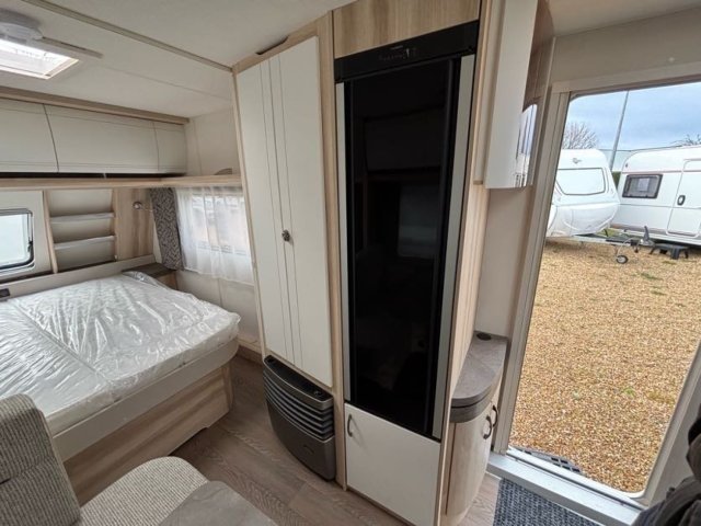 Hobby De Luxe 460 SFF - Photo 5