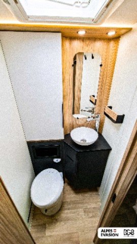 Bavaria Initial I720FC Nomade I 720 FC - Photo 11