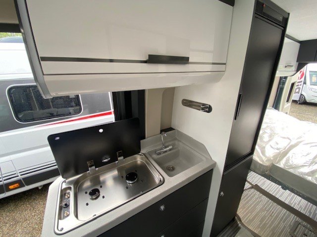 Mc Louis Menfys Van 3 Prestige SIGNATURE - Photo 5