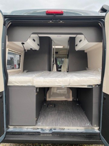 Mc Louis Menfys Van 3 Prestige SIGNATURE - Photo 6