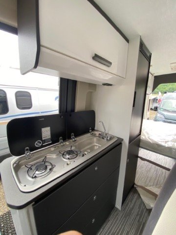 Mc Louis Menfys Van 3 S-Line - Photo 4