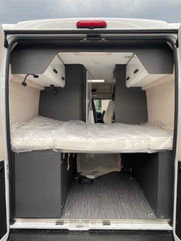 Mc Louis Menfys Van 3 S-Line - Photo 6