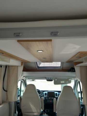 Bavaria Tren-D T696U Unik 140 - Photo 14