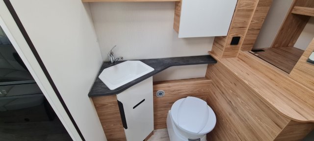 Bavaria Tren-D T696U Unik 140 - Photo 6