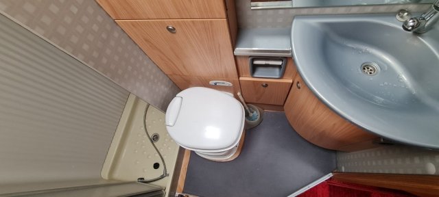 Burstner Aviano I 684 - Photo 7