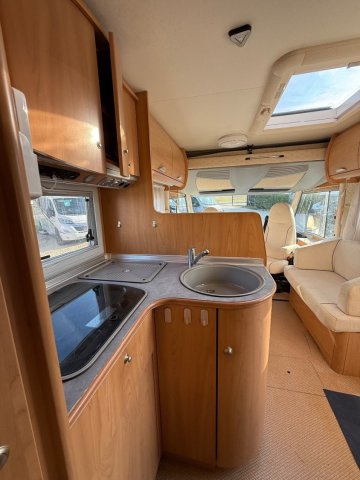 Burstner Elegance I 685 - Photo 7