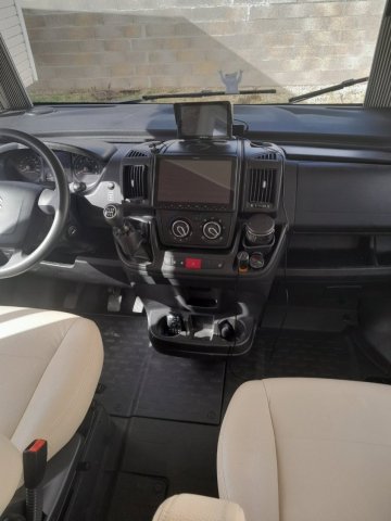 Burstner Ixeo I 736 - Photo 12