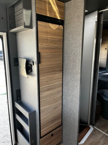 Dethleffs Trend I 7057 DBL GT White - Photo 5