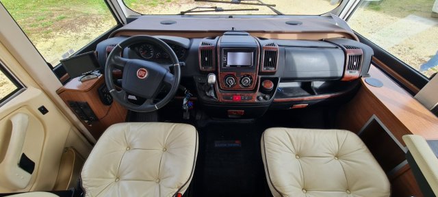 Eura Mobil Integra I 850 QB Luxe - Photo 2