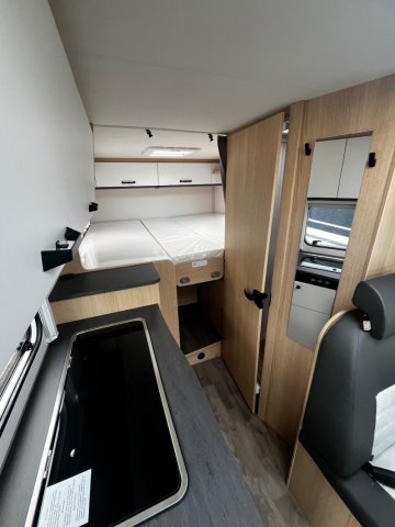 Sunlight V 66 Adventure Edition - Photo 4