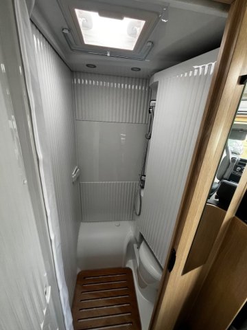 Sunlight V 66 Adventure Edition - Photo 7