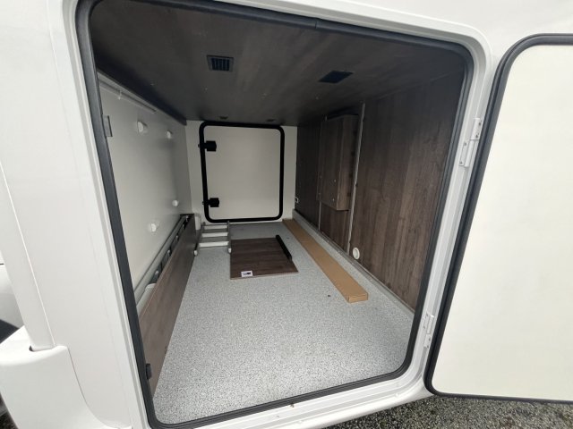 Benimar Tessoro 463 Up - Photo 3