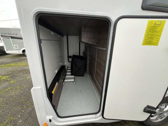 Benimar Tessoro 488 SELECT - Photo 3