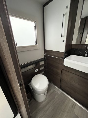 Benimar Tessoro 488 SELECT - Photo 9