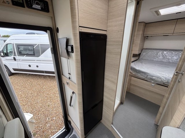 Rapido 686 F - Photo 12