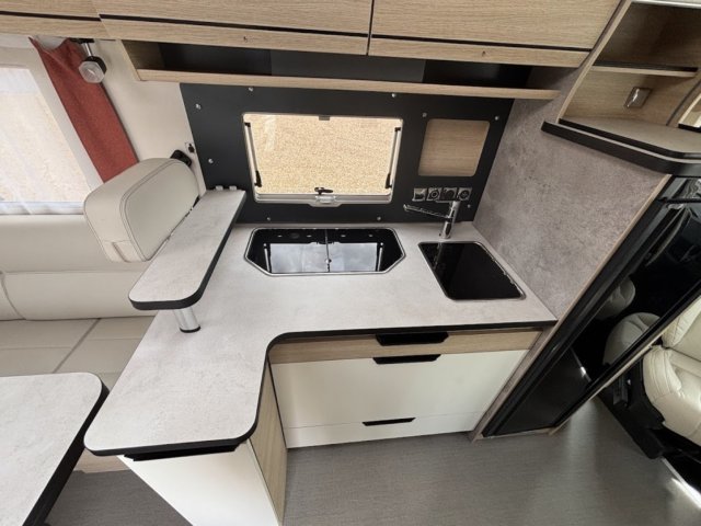 Rapido 854 F - Photo 9