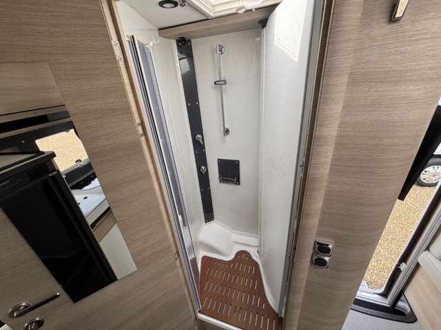 Rapido 854 F - Photo 12