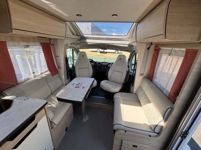 Rapido 666 F - Photo 6