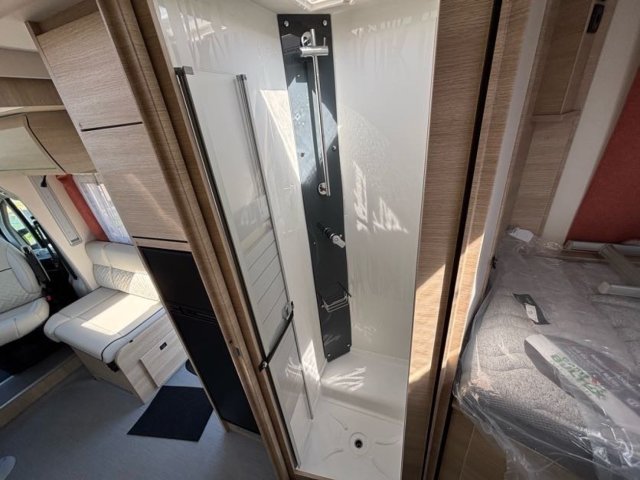 Rapido 666 F - Photo 9