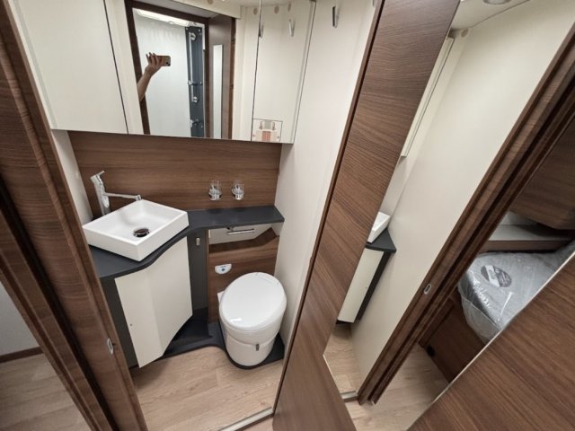 Rapido 696 F - Photo 13