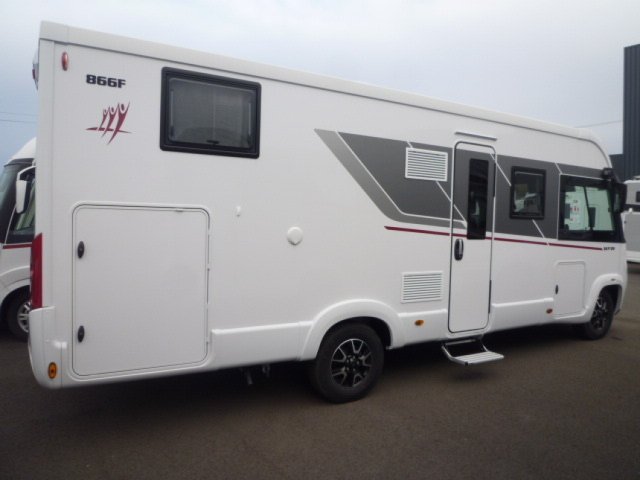 Rapido 866 F - Photo 2