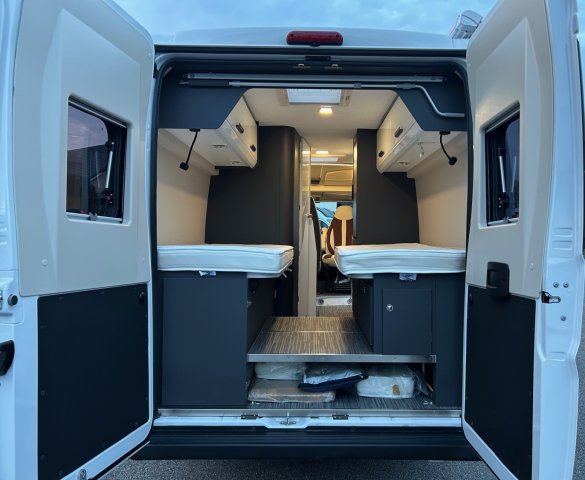 Mc Louis Menfys Van 4 S-Line - Photo 5