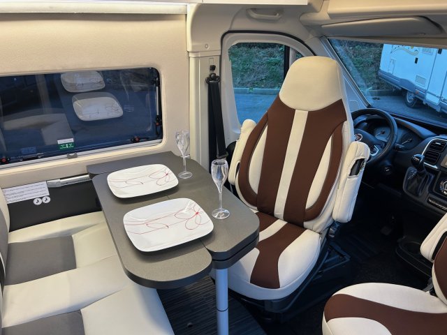 Mc Louis Menfys Van 4 S-Line - Photo 9