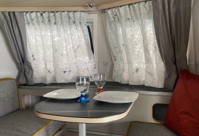 Eriba Triton 430 touring - Photo 2