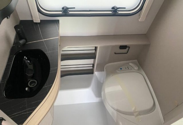 Eriba Triton 430 touring - Photo 5