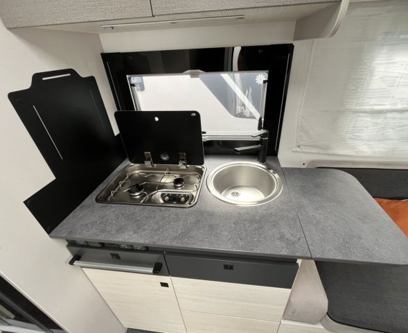 Challenger 380 Graphite Ultimate - LE camping-car familial - Photo 7