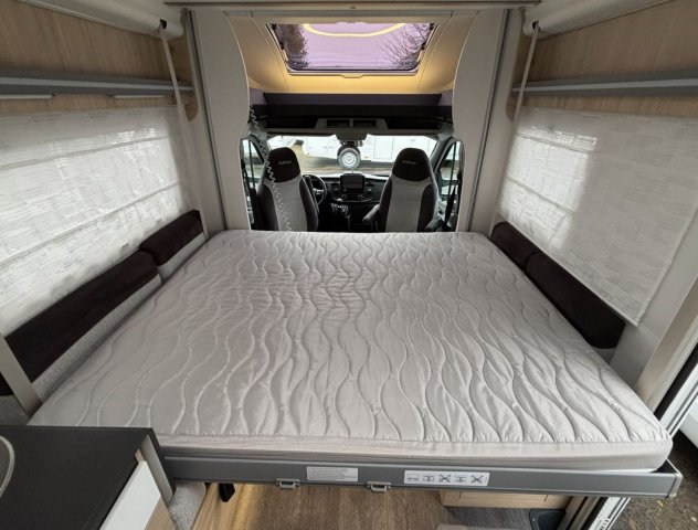 Challenger 380 - Maxi salon et lits superposés - Photo 6