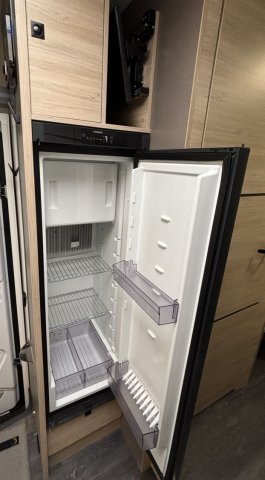 Challenger 380 - Maxi salon et lits superposés - Photo 8