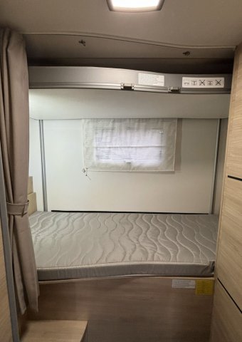 Challenger 380 - Maxi salon et lits superposés - Photo 10