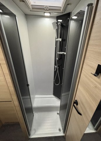 Challenger 380 - Maxi salon et lits superposés - Photo 15