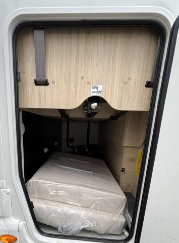 Challenger 380 - Maxi salon et lits superposés - Photo 17