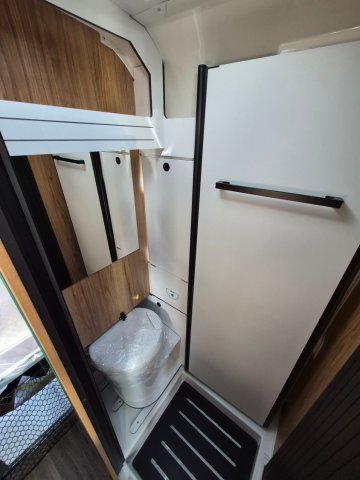 Font Vendome Leader Camp Elegance - Photo 14