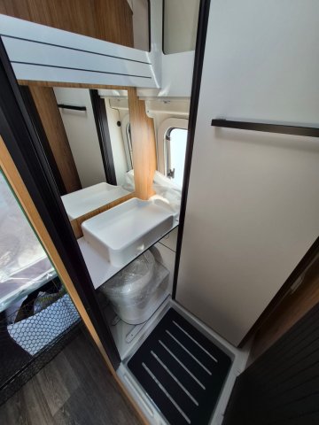 Font Vendome Leader Camp Elegance - Photo 15