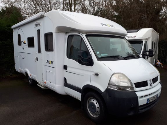 Pilote Explorateur 715 FC